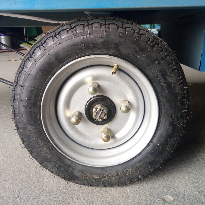 定制正新朝陽前進叉車實心輪胎 適用于合力杭叉前28*9-15后650-10規(guī)格的專業(yè)解決方案